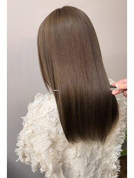 モナルダ(Monarda) 10代20代30代韓国風/髪質改善カラー【岡山】