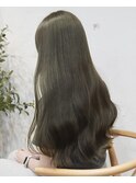 ALLY松村　ブリーチなしで叶う柔らかオリーブベージュ
