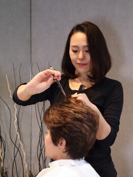 人気の秘密は、高い技術力と丁寧なカウンセリング！あなたの”なりたい”を叶えるサロンがここにある。