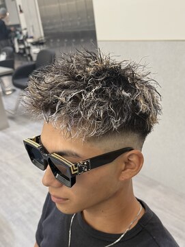 ビカムメンズヘアー 栄店(become men's hair) スイングアップバング/スパイキーショート/縦落ちパーマ