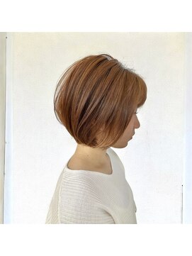 クオリス 上板橋店(QUALIS) 秋色オレンジブラウン艶感ショートボブ◎30代前髪あり小顔ひし形