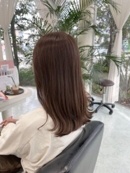 ダメージレスにこだわるグレイカラー！色味のある白髪染めとジアミン除去トリートメントもご用意◎