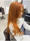 肌なじみ抜群のハイレイヤーオレンジカラー