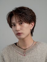 オーシャントーキョーオーバー 渋谷(OCEAN TOKYO OVER)&nbsp;韓国ヘアニュアンスコンマバングセンターパートフェザーパーマ