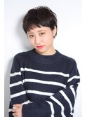 大人可愛い黒髪ベリーショート