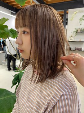 シアター(CIARTOR) ミディアム