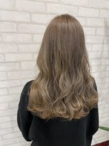 ビス ヘア アンド ビューティー 西新井店(Vis Hair＆Beauty)&nbsp;ミルクティベージュ/ホワイトベージュ/ケアブリーチ/ハイトーン