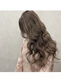 ライトグレージュ