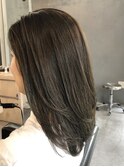 香草カラーでつくるオリーブブラウンセミロング【PAM./hana】