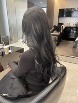 ハルキ ミナト ジャパン フクオカ(HARUKI MINATO japan FUK) ダークグレージュ/ブリーチなしカラー/パーソナルカラー診断