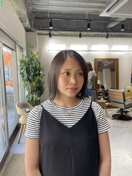 アドア 横浜(ADORE) 【ADORE横浜】顎下2センチ切りっぱなしボブ