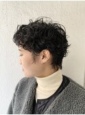 20代30代40代くせ毛風パーマ丸みショート小顔カット抜け感