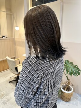 シダ(sida) 2025年春トレンド「エンドカラー」