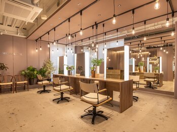 MONOLITH．髪質改善/ケアブリーチ/ヘッドスパ　武蔵小杉【モノリス】