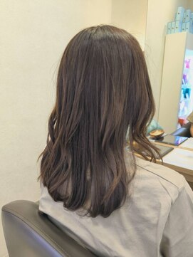 ウイバイファースト(u'i by first) ラベンダーピンク×ミディアムスタイル