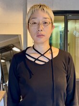 アンフェインド02(UNFEIGNED 02)&nbsp;ピクシーショート/小顔に見せるヘア/ブリーチ/名古屋伏見