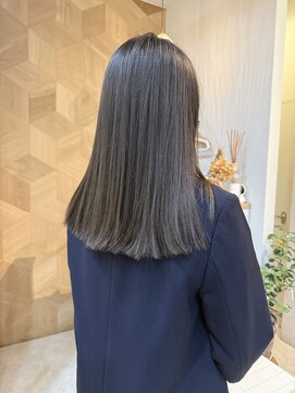 リノン(Rinon) 透明感あふれる☆オリーブグレージュ