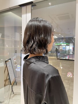 アピッシュ 国分寺(apish) コテ巻き風ボブパーマ