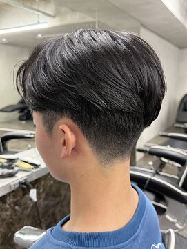 ニコ トウキョウ ロジック(nico TOKYO Logic) メンズセンターパートニュアンスパーマフェザーパーマ