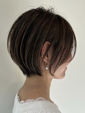 ジルブラン(JIL BLAN) ハイライトバレイヤージュダブルカラーショートカット30代40代