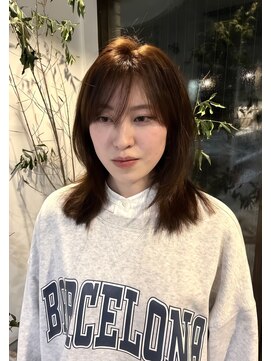 ワンエルディーケーヘアー(1LDK hair) ミディアムレイヤー×ニュートラルブラウン