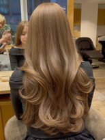 バイオレット 表参道店(Violet)&nbsp;小顔くびれレイヤーカットブリーチなしベージュカラー