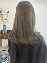 ヘアーアイストゥーレ(HAIR ICI TRE)&nbsp;オリーブベージュ　ブリーチなし　ロング　髪質改善　担当阿知波