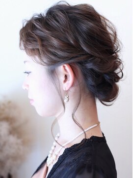 ツイギー 宮西店(TWiGGY) 【前髪もスッキリのアレンジスタイル】