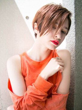 ルティア(Lutia) エッジのきいたショートスタイル☆
