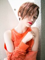 ルティア(Lutia) エッジのきいたショートスタイル☆