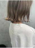 きりっぱなしボブベージュカラー