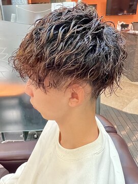 銀座マツナガ 浅草店 ツイストスパイラルパーマ/ツーブロマッシュアップバング20代