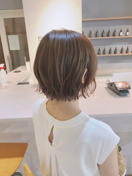 フランチェスカドット(francesca.) モカブラウン×ゆったり巻き【竹中慎治】梅田