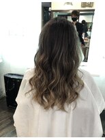 リル(lilu)&nbsp;白髪染めで作るグラデーション［湘南台/湘南台駅/ゆめが丘］