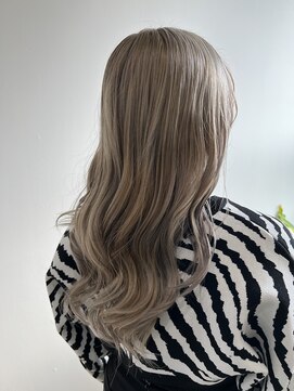 ヒート 佐久店(HEAT) 大人気！！！ホワイトラテベージュ