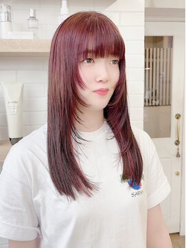 ネオリーブ クーロ(Neolive curro) ピンクカラーレッドカラー×美髪ボブ[横浜/東神奈川]