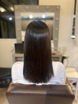 アールサロン アオヤマ(Rr SALON AOYAMA) 艶髪カラー