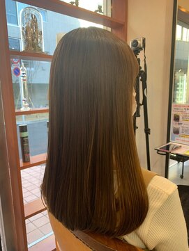 クリュウゲート 吉祥寺店(KURYU GATE) 黒髪/グレーベージュ/レイヤーロング/前髪パーマ[吉祥寺]