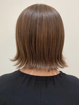 サロンドウィズ 本店 本八幡(Salon de With) 外はねミディアムボブ/艶カラー◎30代40代50代