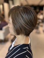 ステア ケース(stair case)&nbsp;白髪の量にあわせてハイライト 白髪カモフラージュ