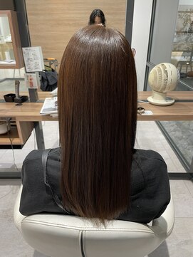 アーティック ヘア ディーヴァディーヴォ テスタ(ARTIC HAIR DIVA DIVO TESTA) もうクセ毛に悩まない！縮毛矯正で手にいれるサラサラ美髪