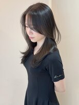 レジナヴィータ 栄(Reginavita)&nbsp;顔周りカット 艶髪 髪質改善 グレージュ 透明感カラー