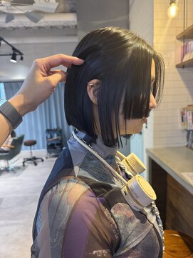 シーン 池袋(scene.) scene.【シーン】【池袋 西口徒歩3分】インナーカラーネイビー