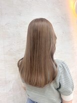 イル(iLu.) キャメルベージュ/カット/カラー/ブリーチ/トリートメント