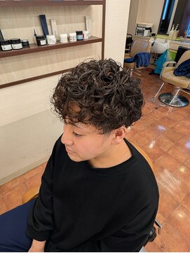 シャラク 戸出店(sharaku) メンズパーマスタイル