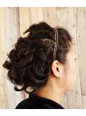 大人の感じの、結婚式ご出席用ヘアーセットです。
