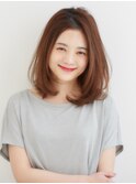 Aラインふんわりミディアム ワンカール平巻き 小顔に見せるヘア
