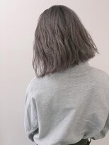 ルーツアイリー 心斎橋(ROOTS IRIE)&nbsp;20代30代◎スタイリング簡単♪シルバーアッシュ☆