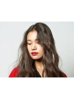 【カット＋イルミナ/アディクシー￥7700】ベテランスタイリストにより、絶妙なニュアンスも再現◎