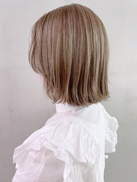 アイティーバイアルバム 八王子店(IT by ALBUM) ハイライトベージュ_くびれヘアビタミンカラー_ba335581